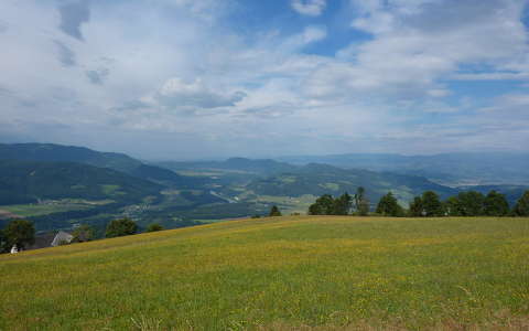 Ausztria