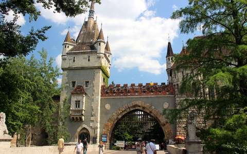 budapest magyarország vajdahunyad vára várak és kastélyok