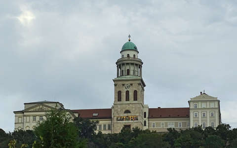 Pannonhalmi apátság