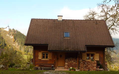 Ausztria