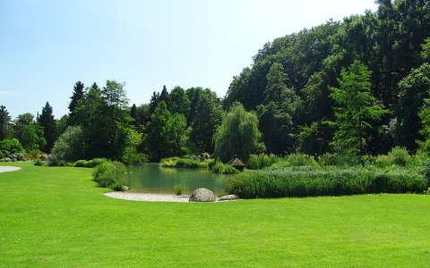 kertek és parkok
