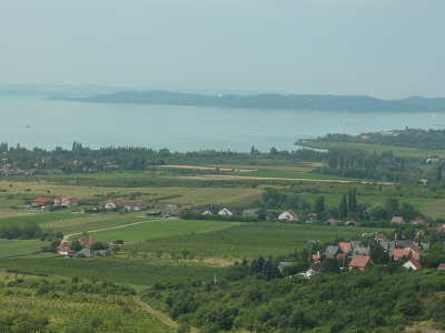 Panoráma az alsóörsi kilátóból