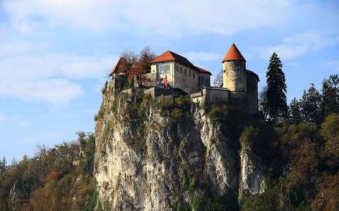 alpok bledi-tó kövek és sziklák szlovénia