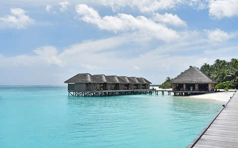 Maldív szigetek, Meeru, tengerpart, tenger, fehér homok, vízi villa