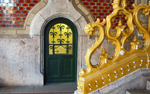 Iparművészeti Múzeum bejárati előtere (nem az az ajtó a bejárat!), Budapest