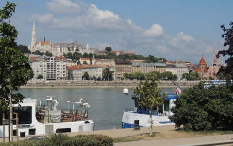 Budapest a pesti oldalról