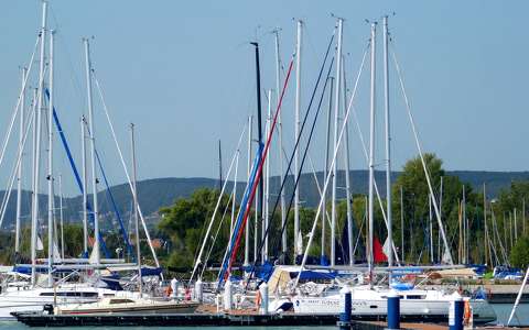 vitorláskikötő, balaton, nyár, magyarország