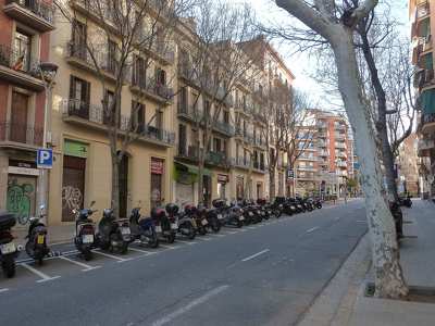 Barcelonai utcakép