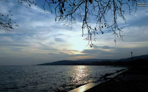 Balatonalmádi, naplemente, víz, magyarország