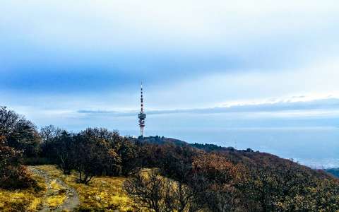 Tv Torony és a ködfelhő / Pécs