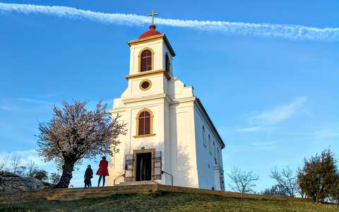 Havihegyi kápolna / Györkő Zsombor