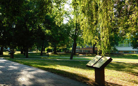 Balatonalmádi, Szent István park