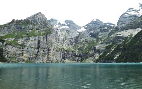 hegy kövek és sziklák tó