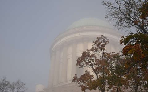 dunakanyar esztergom esztergomi bazilika köd