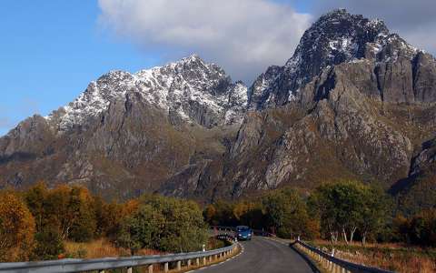 címlapfotó hegy kövek és sziklák norvégia