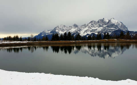 címlapfotó hegy tél tó