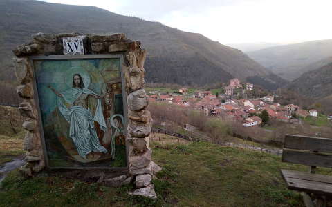 Kitekintés egy Mária-jelenés helyszínéről_San Sebastián de Garabandal