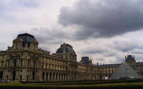 Franciaország, Párizs - Louvre