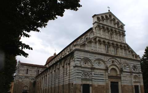 Olaszország, Pisa