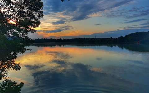 naplemente nyár tó tükröződés