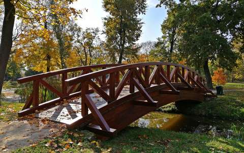 híd kertek és parkok patak ősz