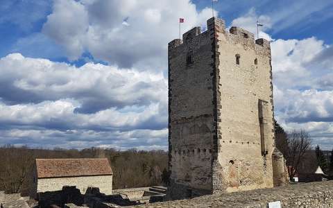 kinizsi vár magyarország nagyvázsony várak és kastélyok