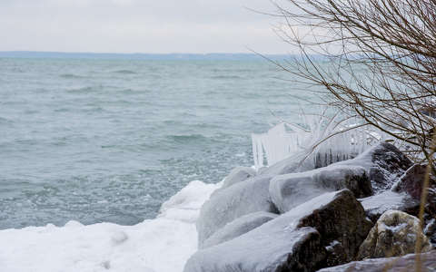 jég jégcsap tél tó