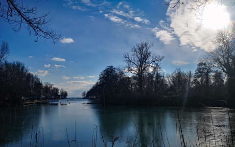 Balatonfűzfő januári kikötő