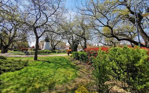 kertek és parkok