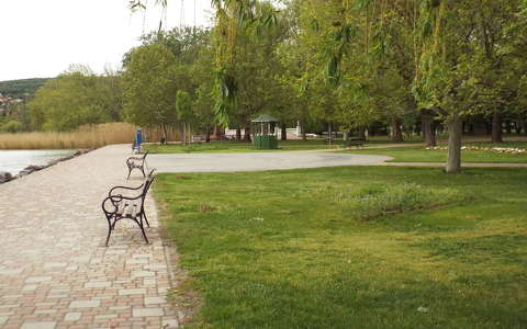 Balatonalmádi, Erzsébet park
