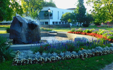 Szent István park - Balatonalmádi - Pannonia Aqua-szobor