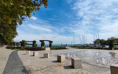 balaton magyarország tó