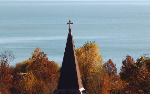 Balaton, Balatonalmádi