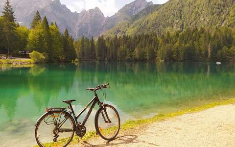 Kerékpár, nyár, Fusima, tó