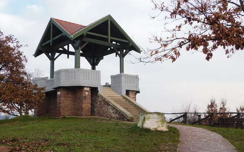 Balatonalmádi, Óvári Messzelátó