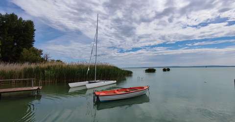 balaton csónak magyarország tó