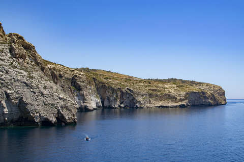 Malta, Blue Grotto, rock walls