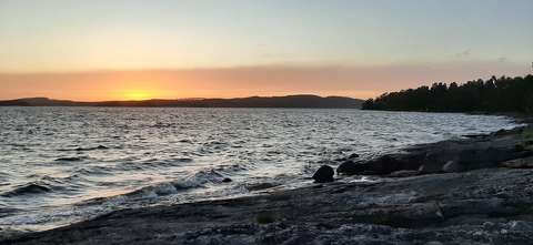 Svédország, tópart
