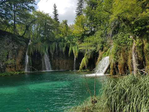 címlapfotó horvátország plitvicei tavak tó