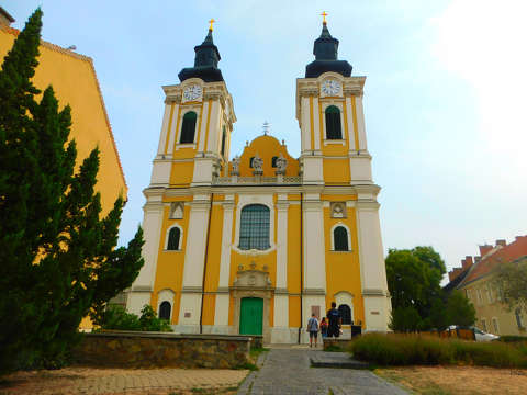 Székesfehérvári Szent István-székesegyház, bazilika