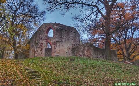 Salföldi templomrom