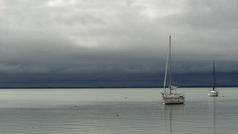 Vihar előtt Balaton, Balatonalmádi