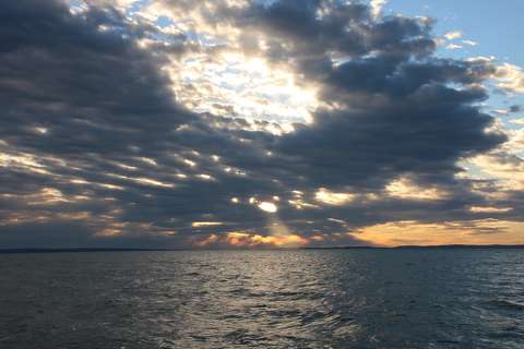 Ági jelenség Balaton parton.