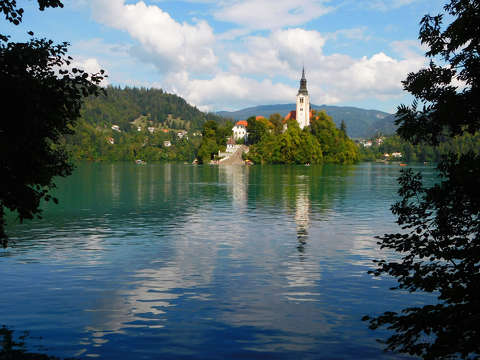 Bledi tó,  Szűz Mária búcsújáró templom - Szlovénia