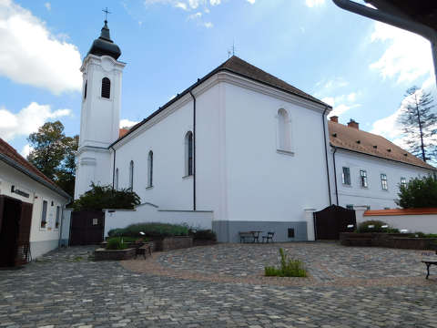 Szent Mauríciusz Monostor - Bakonybél