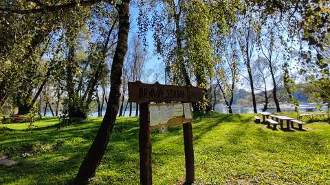 folyó pad ősz