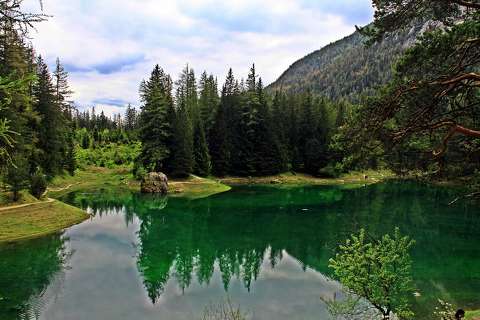 Zöld tó