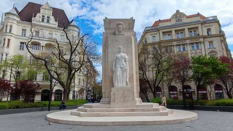 budapest magyarország szobor