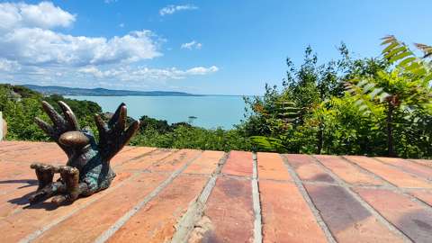 balaton címlapfotó magyarország szobor