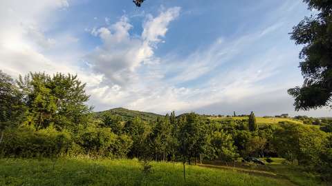Kőorra hegy Lesence